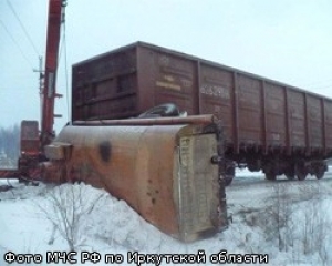 Столкновение поезда и бензовоза в Иркутской обл.: угрозы экологии нет