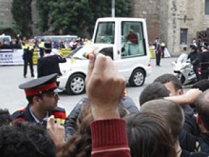 Папа Римский пересядет на электромобиль, чтобы не вредить экологии